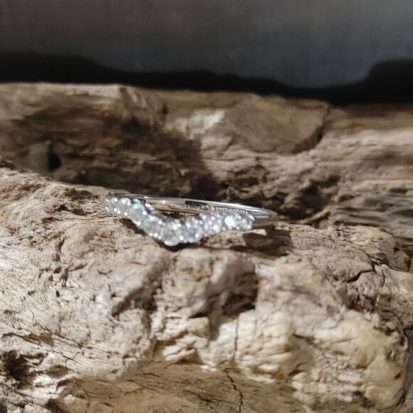 Jeulia Ring Size 9 Vintage Sterling Silver Stackable Wrap Moissanite Accents - Picture 11 of 15